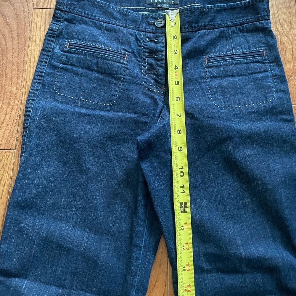Theory Daled Arkansas Dark Wash Flare Leg Jeans Sz 0 - Picture 4 of 10